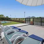 Villa Marisa II